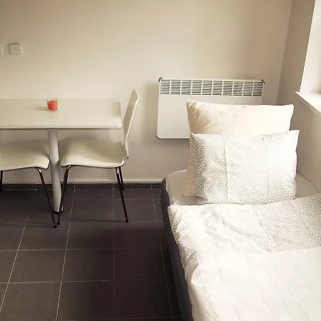 Apartament 5, 150 00 Randova 1, Ceska Republika *